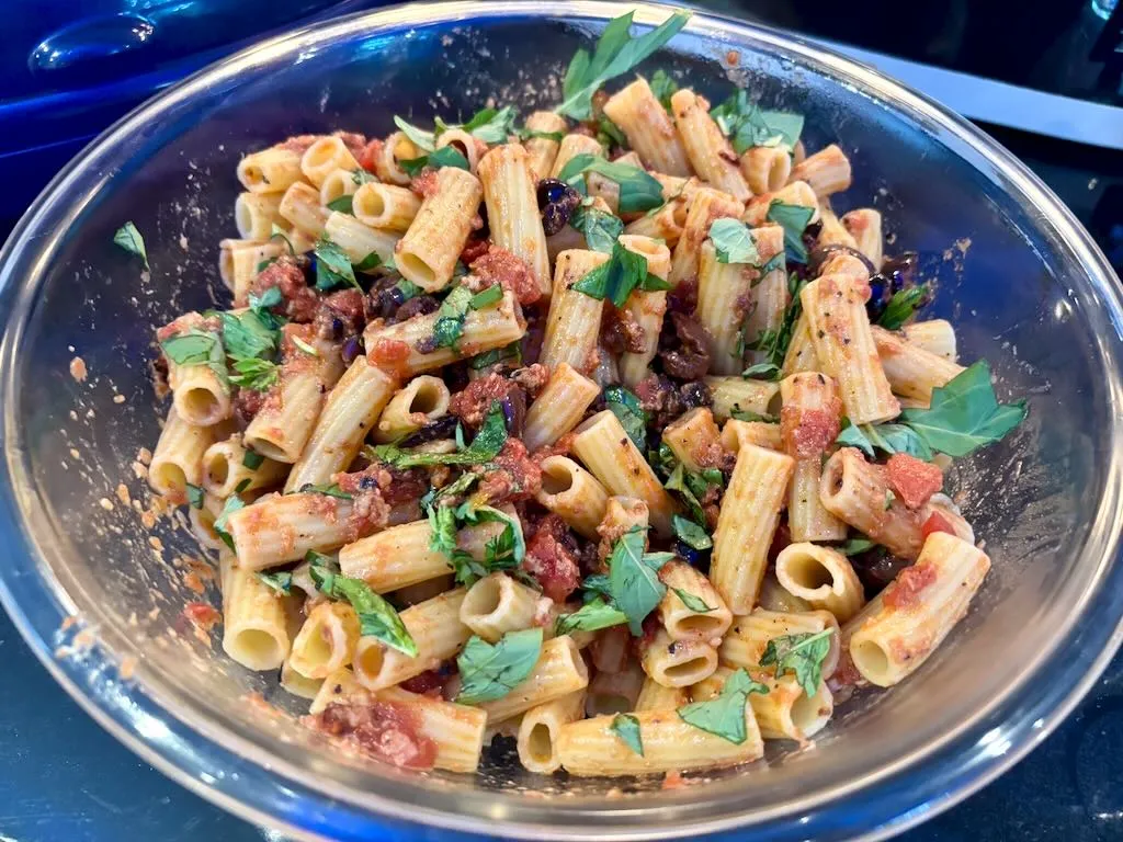 Rigatoni with Fire-Roasted Tomatoes, Anchovies & Kalamata Olives